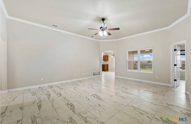 6005 Cactus Flower Lane Gallery 3