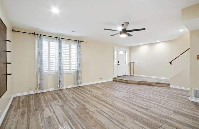 4164 Elizabeth Ct Gallery 3