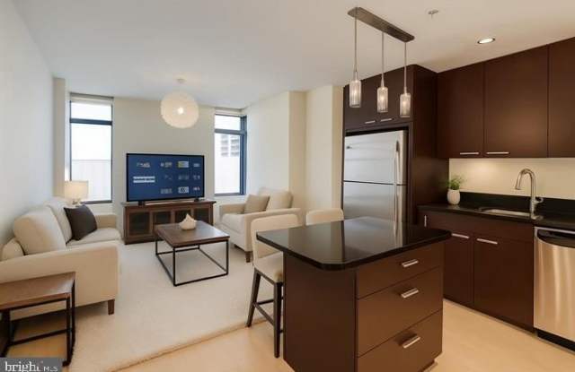 1010 MASSACHUSETTS Avenue NW Gallery 2