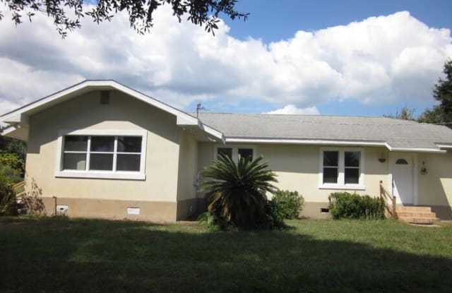 16432 Indian Mound Road - 16432 Indian Mound Road, Lake Magdalene, FL 33618
