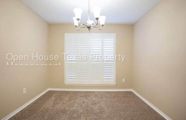 3405 Vine Ridge Gallery 2