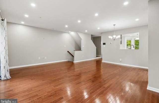 10737 KITCHENER Court Gallery 4