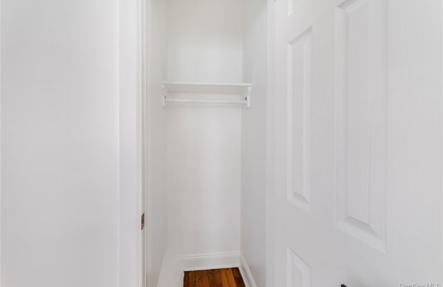 52 Adrian Avenue Gallery 3
