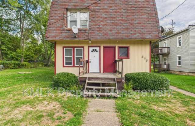 535 Gage St photos photos