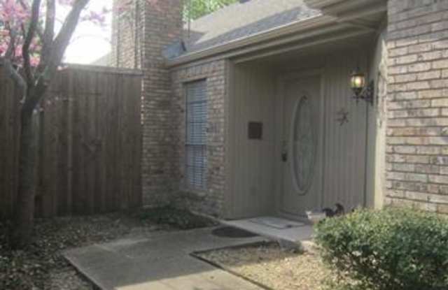 1933 San Miguel Drive Gallery 3