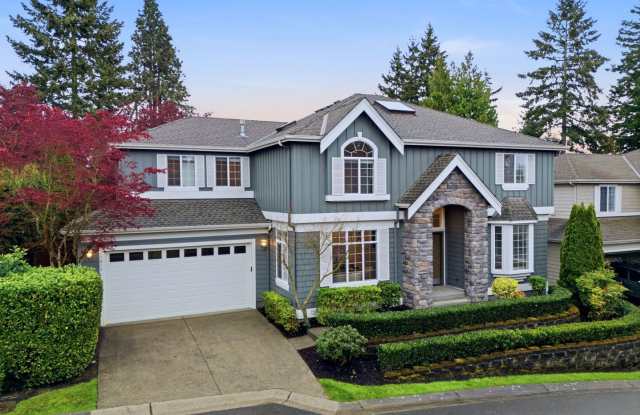 Beautiful Spacious 4 Bedroom Home for Rent In Kirkland photos photos