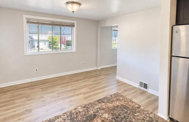 Beautifully Renovated 3-Bedroom Home in North Versailles Township! Gallery 3