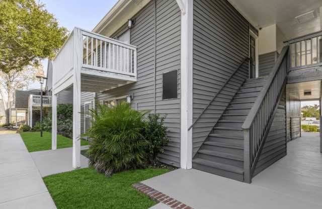 Foxcroft Apartments Gallery 2