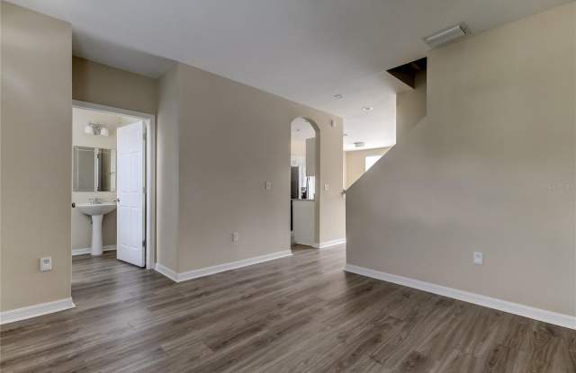 10037 BRADWELL PLACE Gallery 3