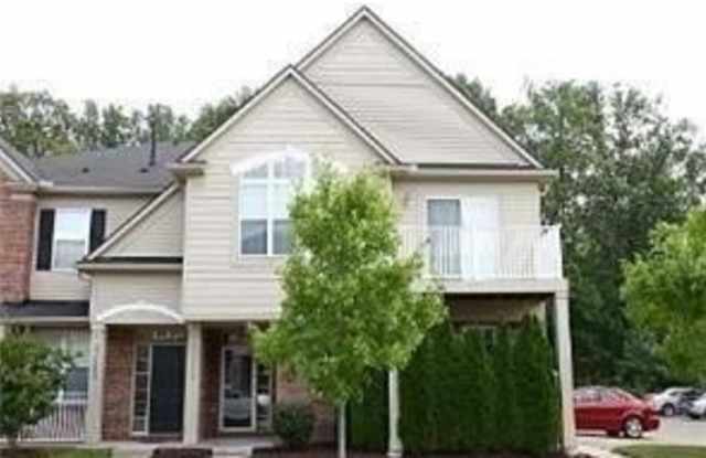 47551 PEMBROKE Drive photos photos