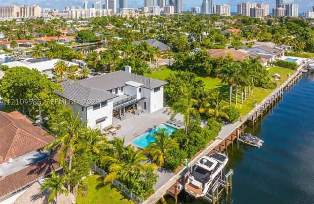 461 Poinciana Dr Gallery 1
