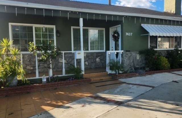 7437 Irvine photos photos 7437 Irvine photos photos