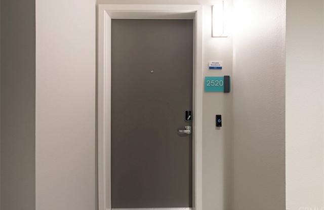 2520 Nolita Gallery 3