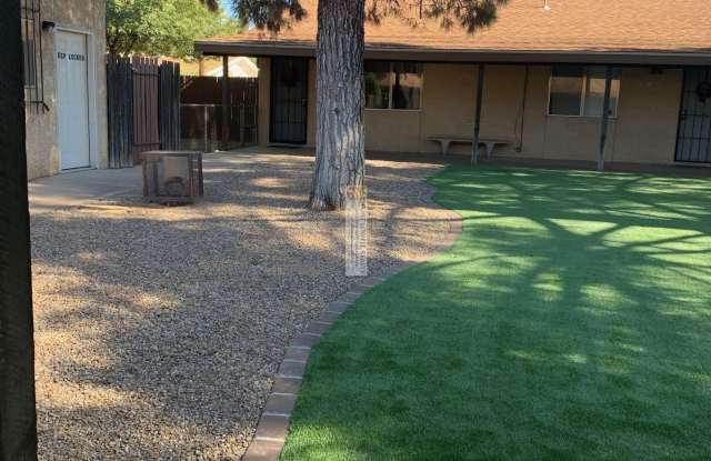 Beautiful small community has a one bedroom one bathroom available! photos photos