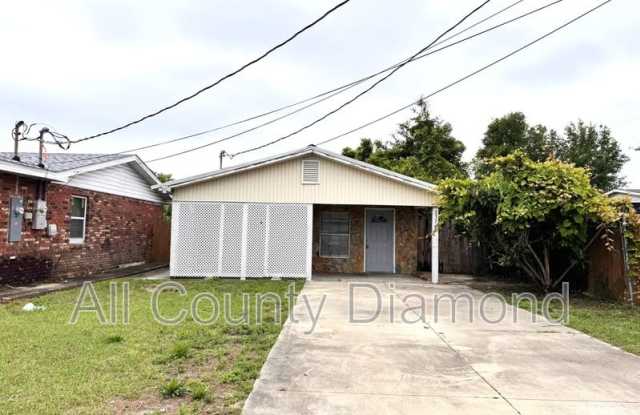 237 Helen Ave - 237 Helen Avenue, Springfield, FL 32401 237 Helen Ave - 237 Helen Avenue, Springfield, FL 32401