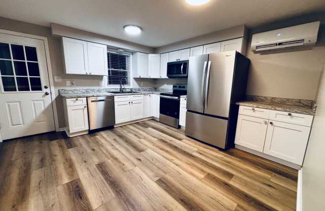 981 Yale Avenue photos photos