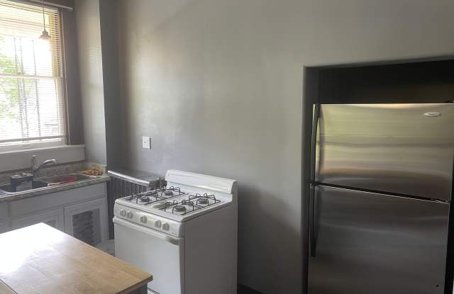 230 E Fairview Ave photos photos