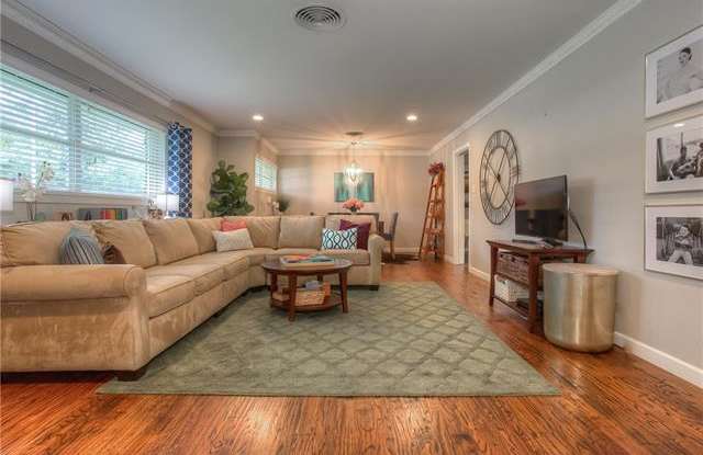 4401 Warnock Court Gallery 2