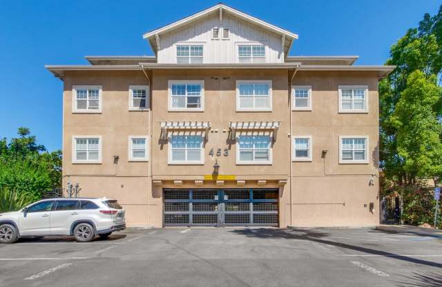 Excellent 2 Bed 2 Bath Condo - Completely Remodeled! photos photos