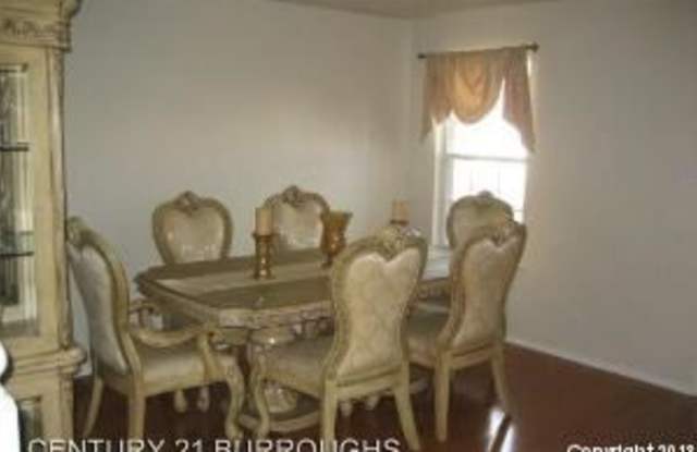 6506 Falcons Heights Gallery 3