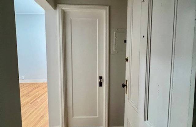 2152 Pine Street photos photos