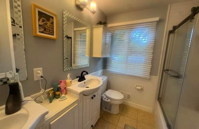 Amazing Single Family Home - Brighton Schools - Will not last Gallery 4