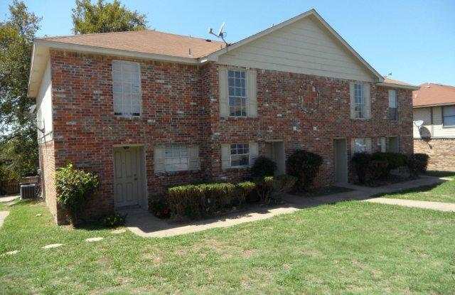 3828 Coates Circle Gallery 2