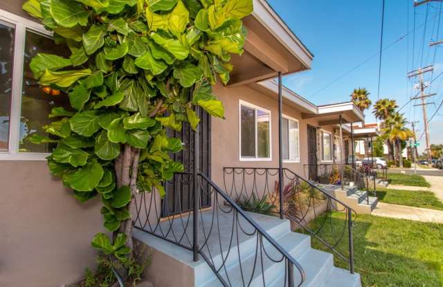 Charming 1 Bedroom / 1 Bath Apartment in Kensington Neighborhood w/ Garage - VACANT FOR VIEWING! photos photos