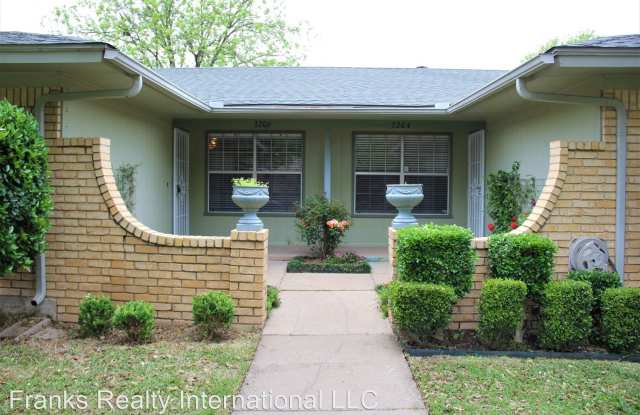 3206 Kelvin Gallery 2