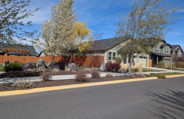 3667 Pumice Stone Ave., photos photos