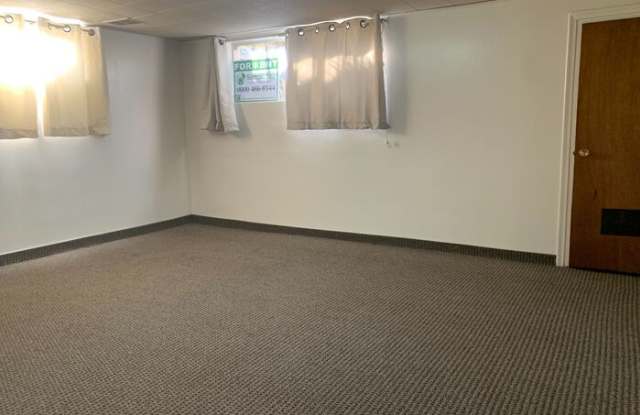 3574 Eccles Avenue Gallery 2