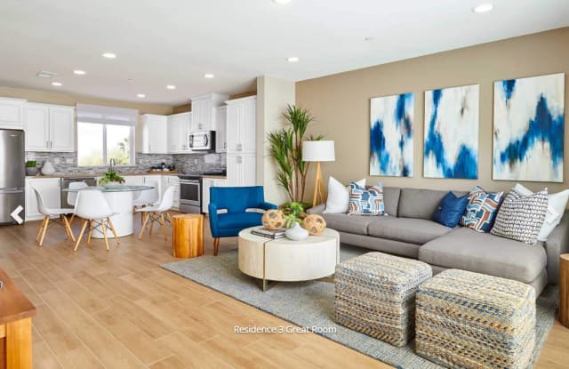 2524 South Escondido Boulevard - 1010 - 2524 S Escondido Blvd, Escondido, CA 92025