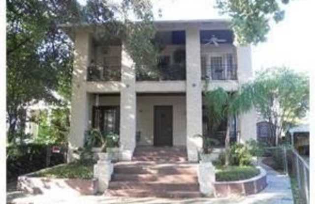 3340 Esplanade Avenue Gallery 1