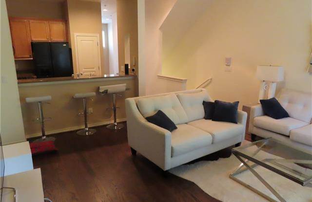 4225 Mckinney Avenue Gallery 4