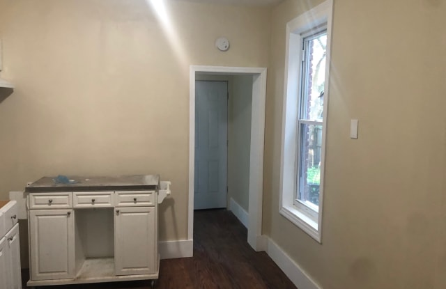 825 Pearl Street - 825 Pearl Street, Camden, NJ 08102