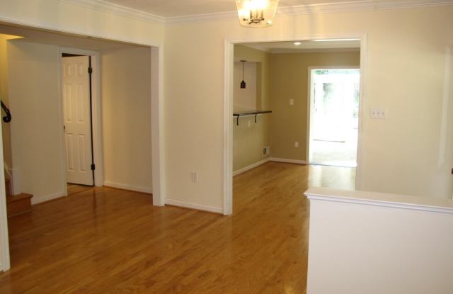 5239 MORLEY COURT Gallery 2
