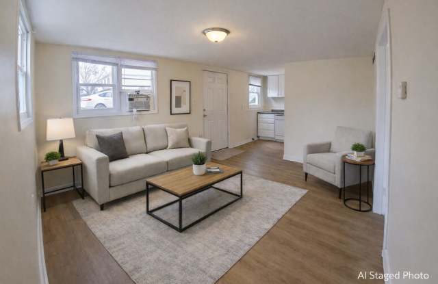 3D Tour Available - Centrally located 1 bedroom unit in 4 plex with Washer and Dryer on site! Available August 5th! photos photos