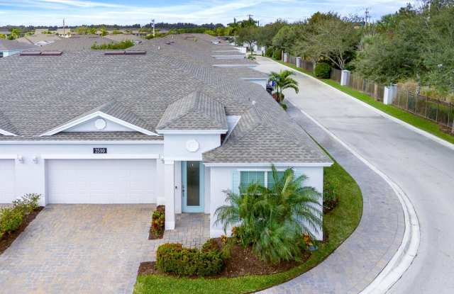 2590 Bella Vista Circle photos photos