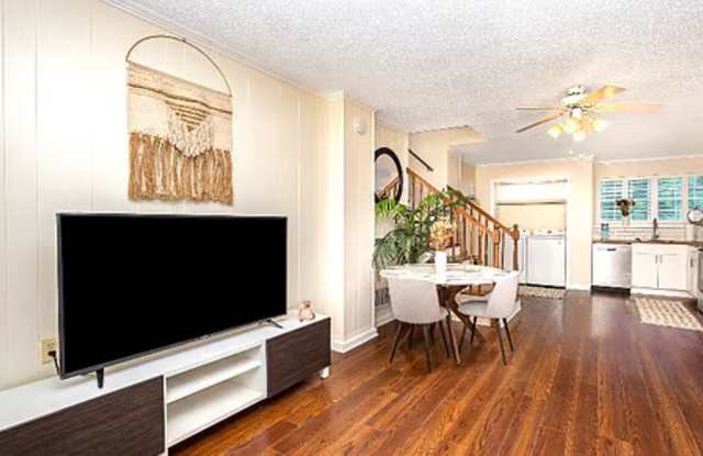 801 Longbow Road - 1 - 801 Longbow Road, Charlotte, NC 28211 801 Longbow Road - 1 - 801 Longbow Road, Charlotte, NC 28211