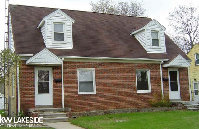 307 Jones - 307 Jones Street, Mount Clemens, MI 48043