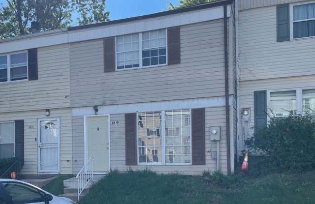 3-Bedroom, 1.5 Bathroom Townhouse in Rosedale Gallery 1