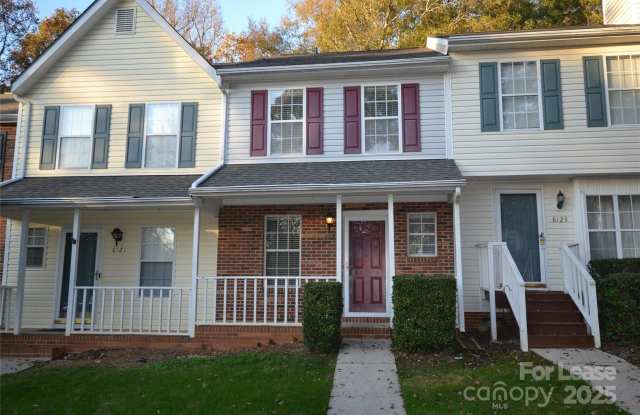 8123 Circle Tree Lane photos photos
