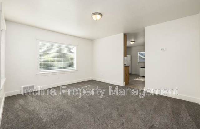 792 W 500 N Gallery 4