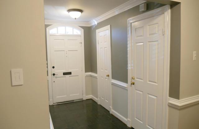 7988 HIDDEN BRIDGE DRIVE Gallery 3