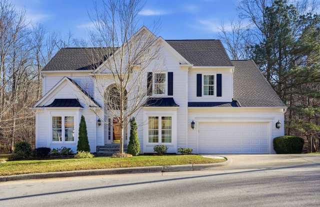 Stunning Furnished Home for Rent in Lochmere NC | Short-Term Lease Options Available photos photos