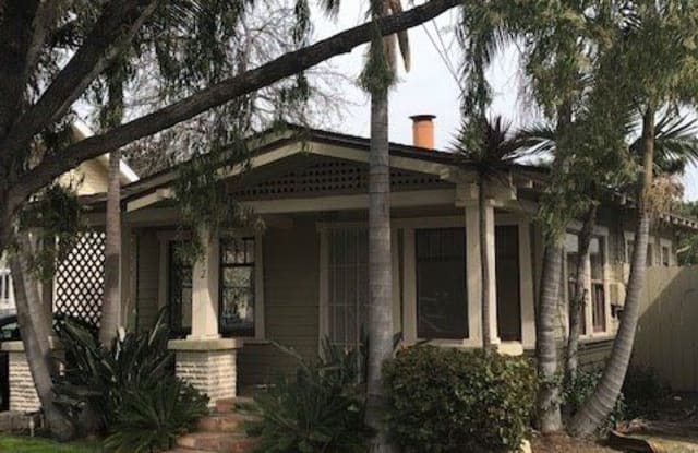 352 WALNUT AVE - 352 Walnut Avenue, Long Beach, CA 90802