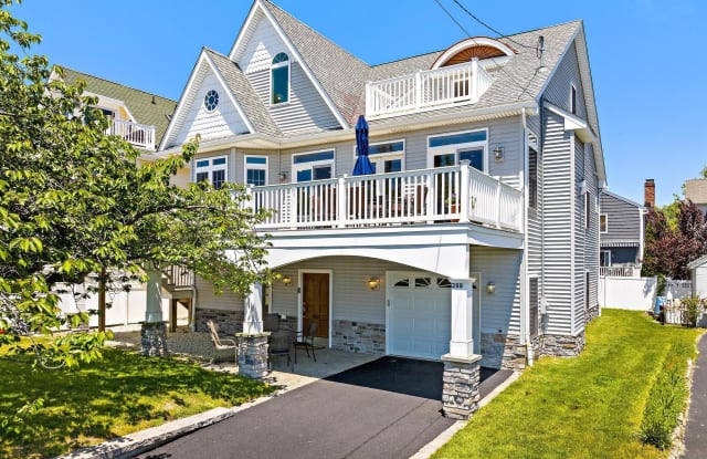 288 Perrine Boulevard - 288 Perrine Boulevard, Manasquan, NJ 08736