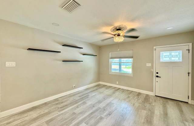 1918 E Shadowlawn Ave Gallery 4