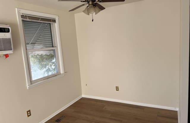 205 E ERICA Place Gallery 3