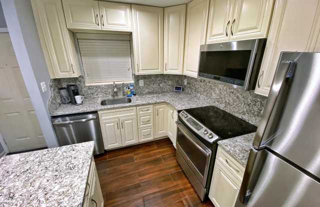 2816 LEE OAKS PLACE Gallery 2
